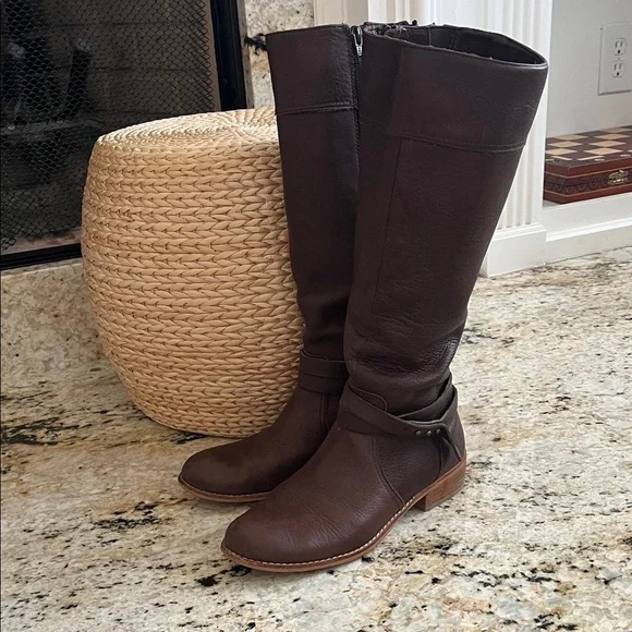 Lands' End Dark Brown Leather boots - Picture 1 of 2